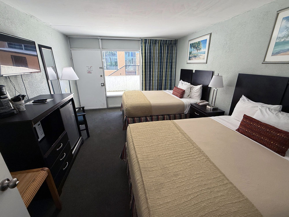 accommodation No View with 2 Queen Beds - Accessible